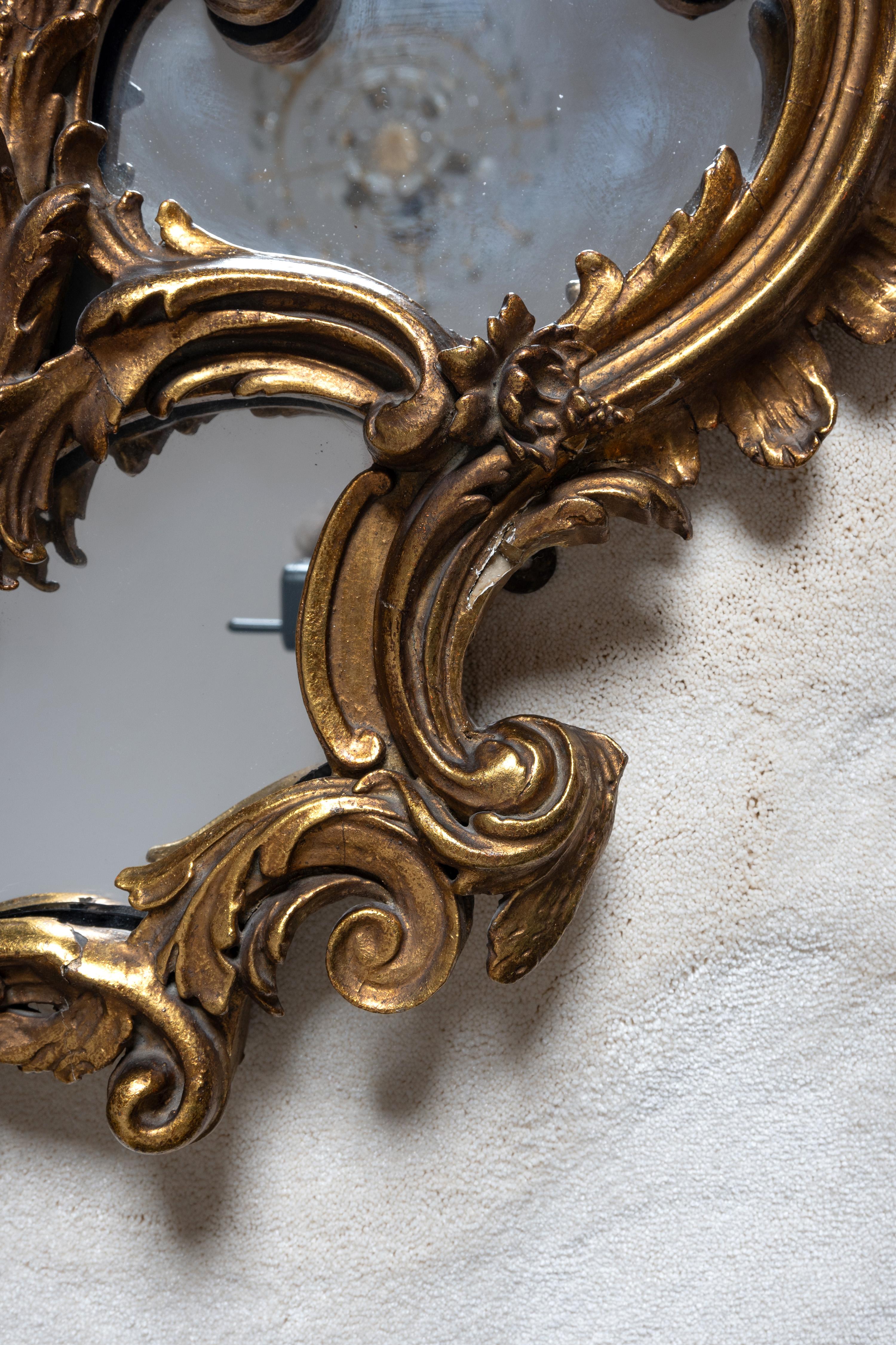Antique Italian 19th Century Giltwood Wall Mirror (miroir en bois doré)  en vente 5