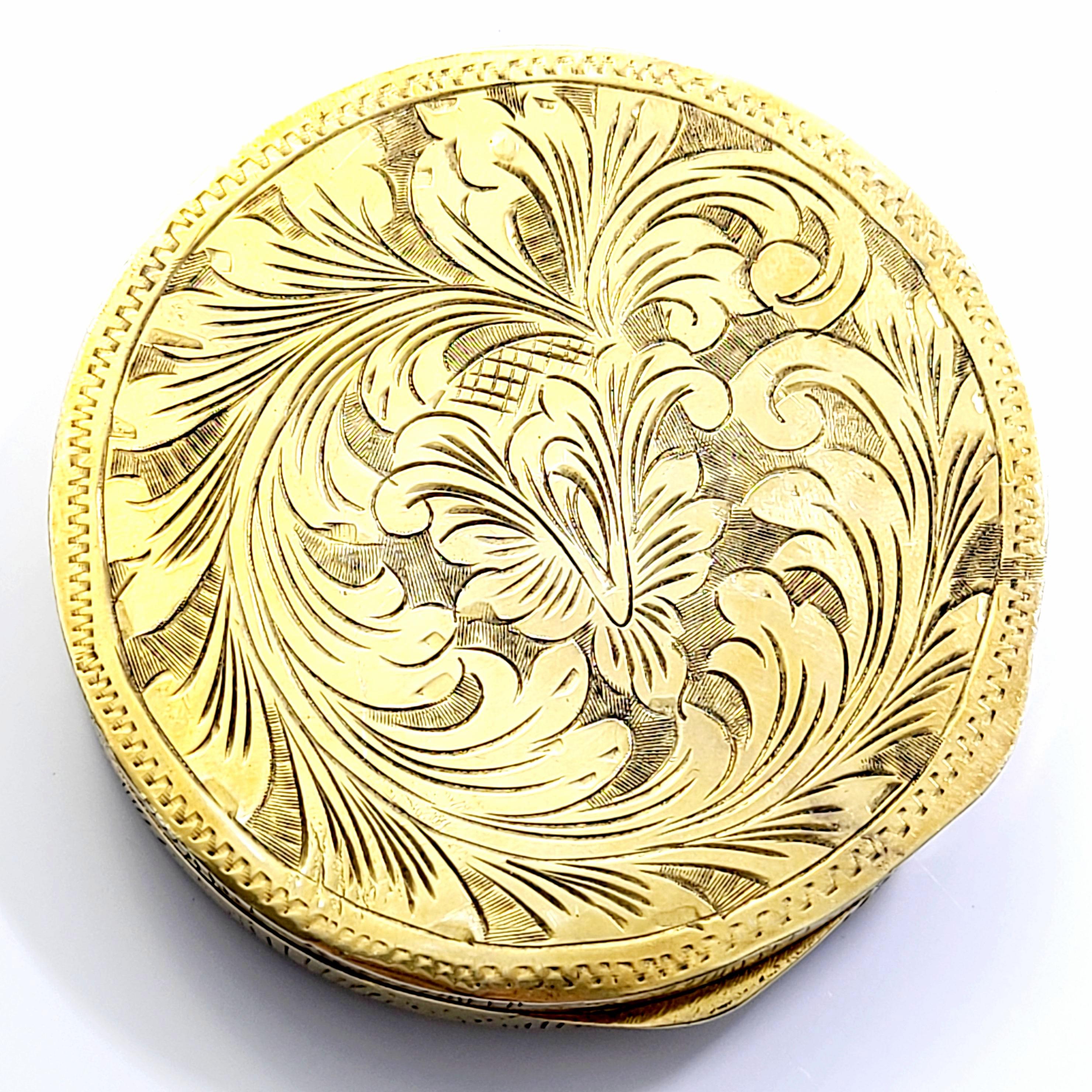 Antique Italian 800 Silver Gold Vermeil Hand Painted Enamel Round Compact For Sale 4