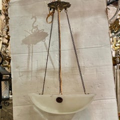 Antike italienische Alabaster-Leuchte mit Bronzekette