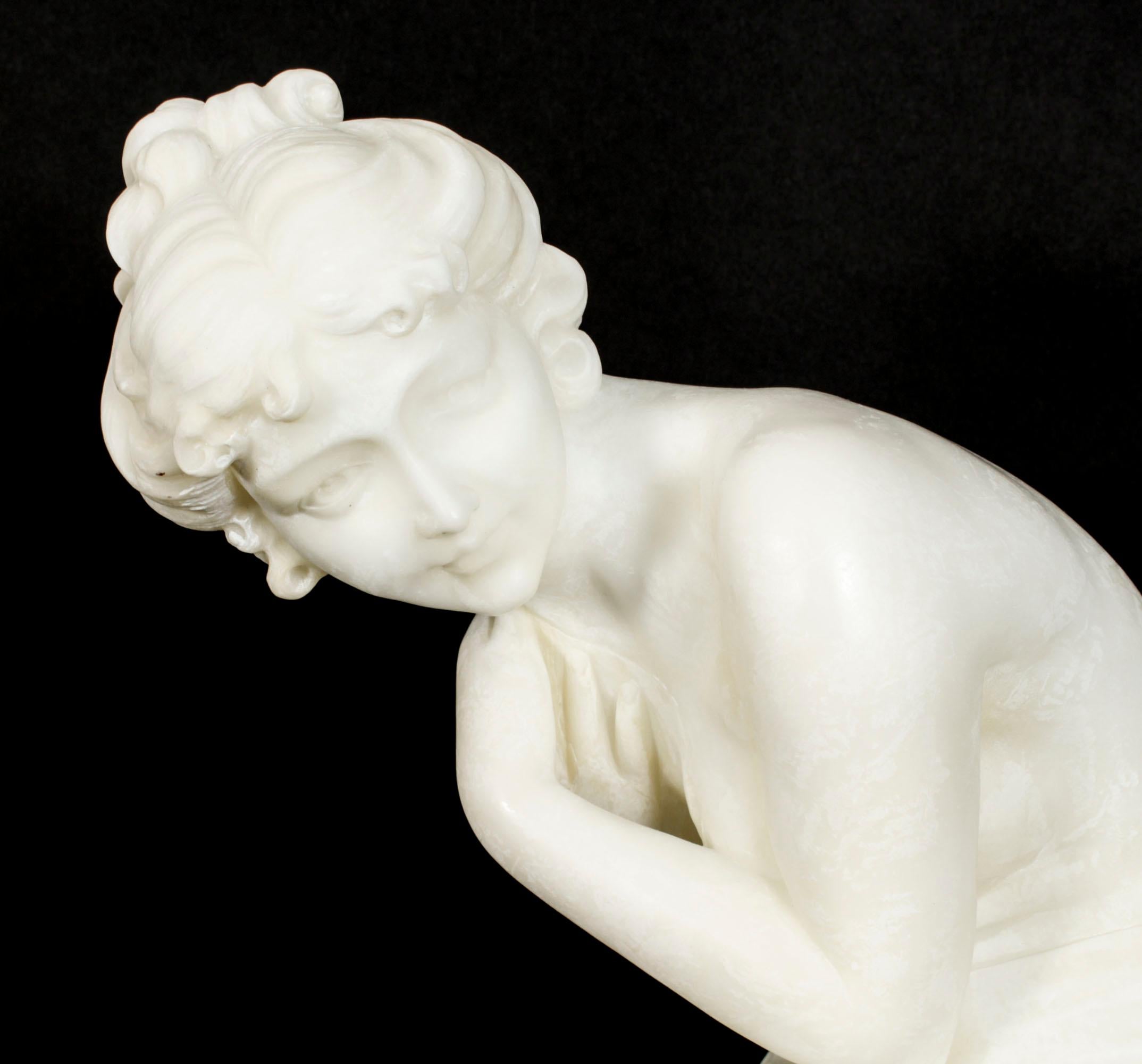 Antique Italian Alabaster Sculpture of a Naked Maiden, 19th Century In Good Condition In London, GB