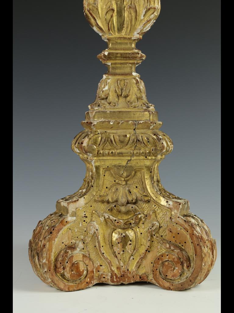 Antike italienische Altar Hand geschnitzt Giltwood Kerzenleuchter im Angebot 5