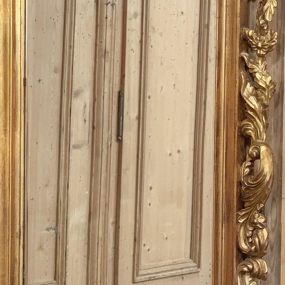 Antique Italian Baroque Carved Giltwood Wall Mirror For Sale 7