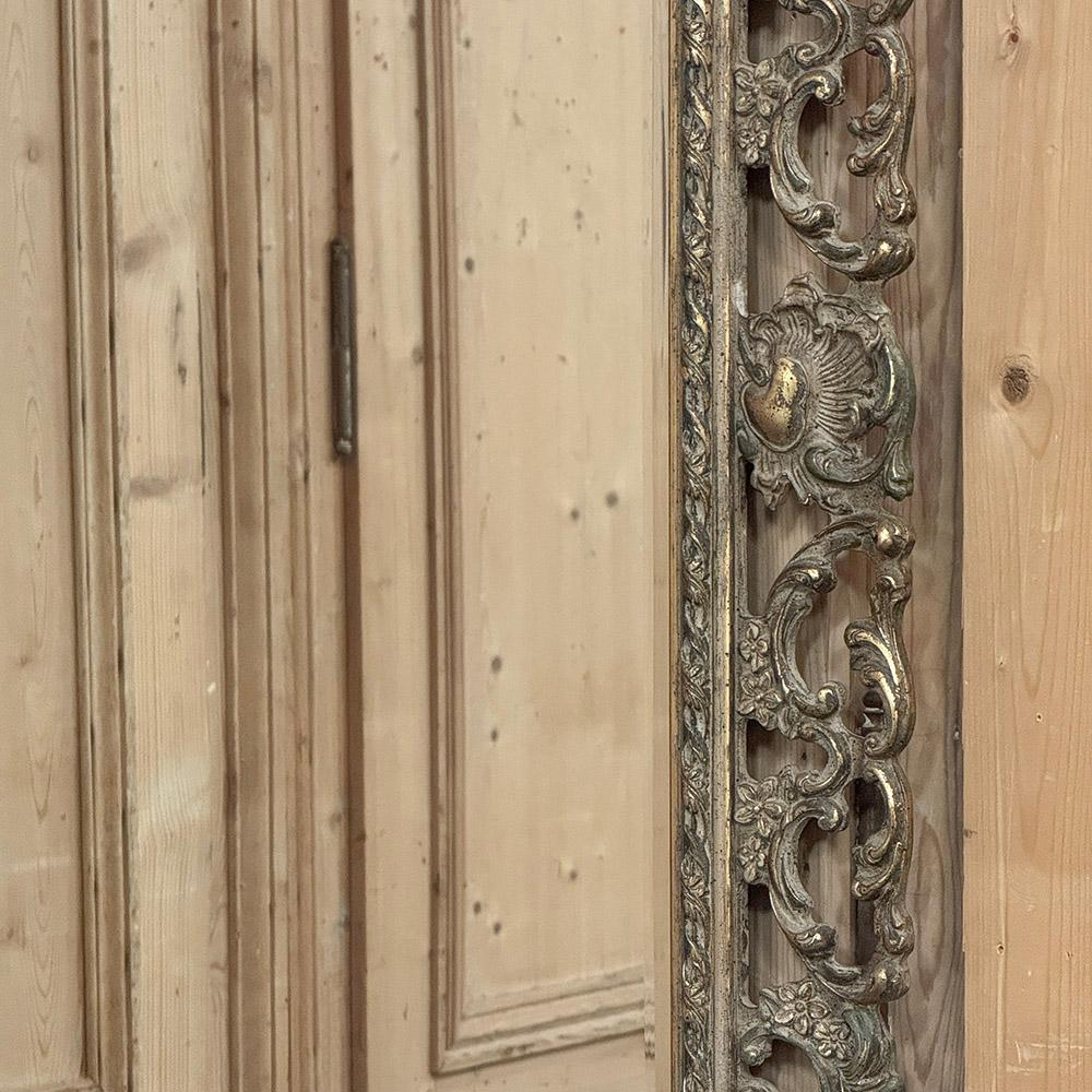 Antique Italian Baroque Carved Giltwood Wall Mirror For Sale 6