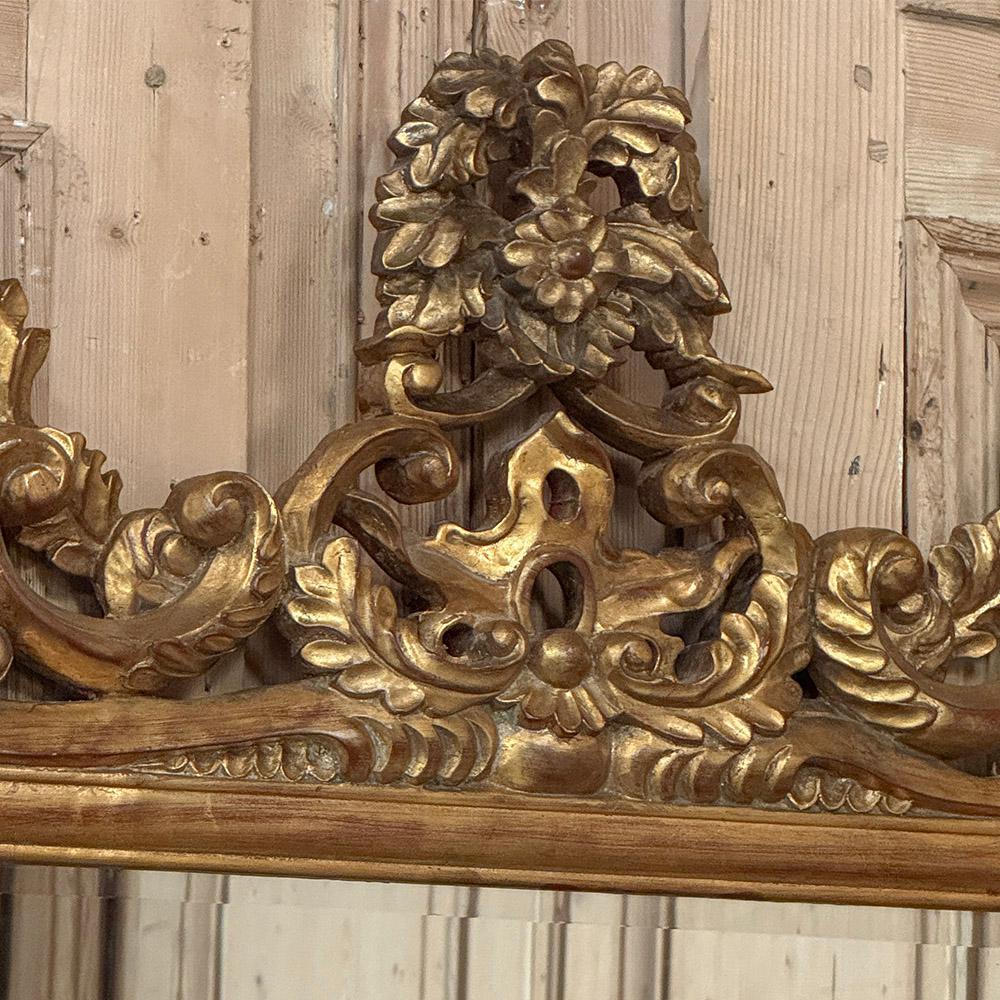 Antique Italian Baroque Carved Giltwood Wall Mirror For Sale 11