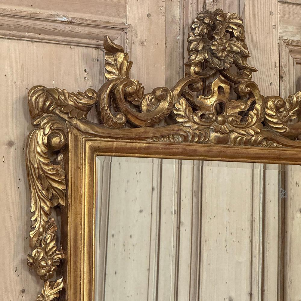 20th Century Antique Italian Baroque Carved Giltwood Wall Mirror For Sale