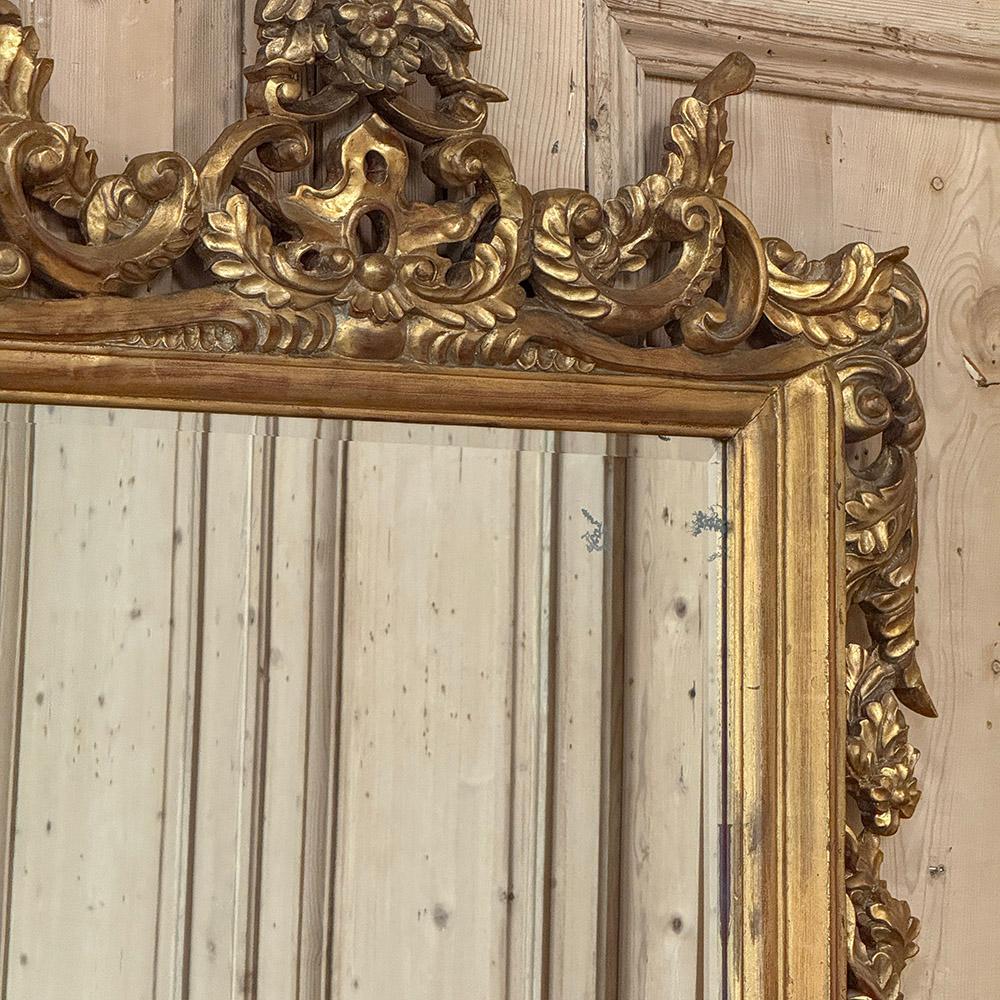 Antique Italian Baroque Carved Giltwood Wall Mirror For Sale 1