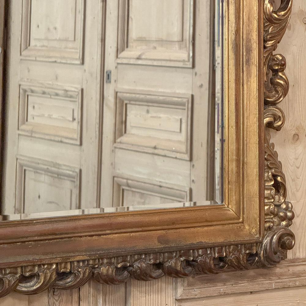 Antique Italian Baroque Carved Giltwood Wall Mirror For Sale 3
