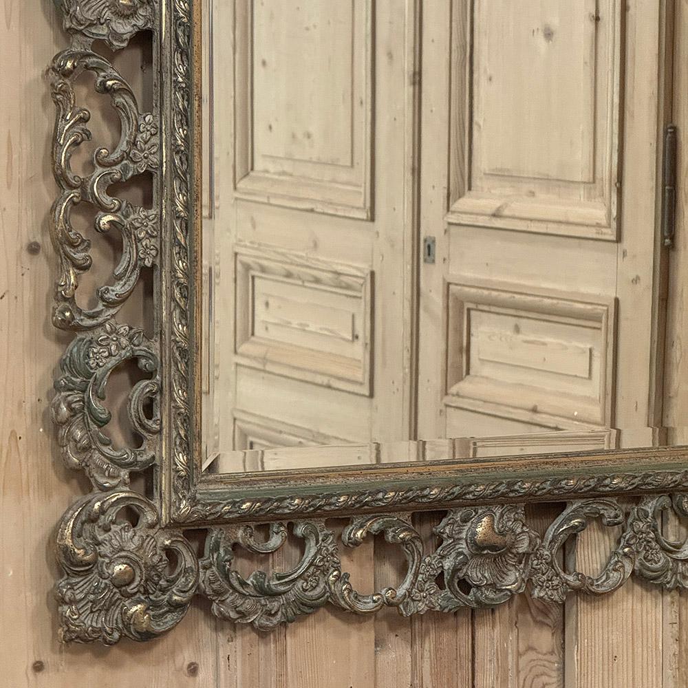 Antique Italian Baroque Carved Giltwood Wall Mirror For Sale 3