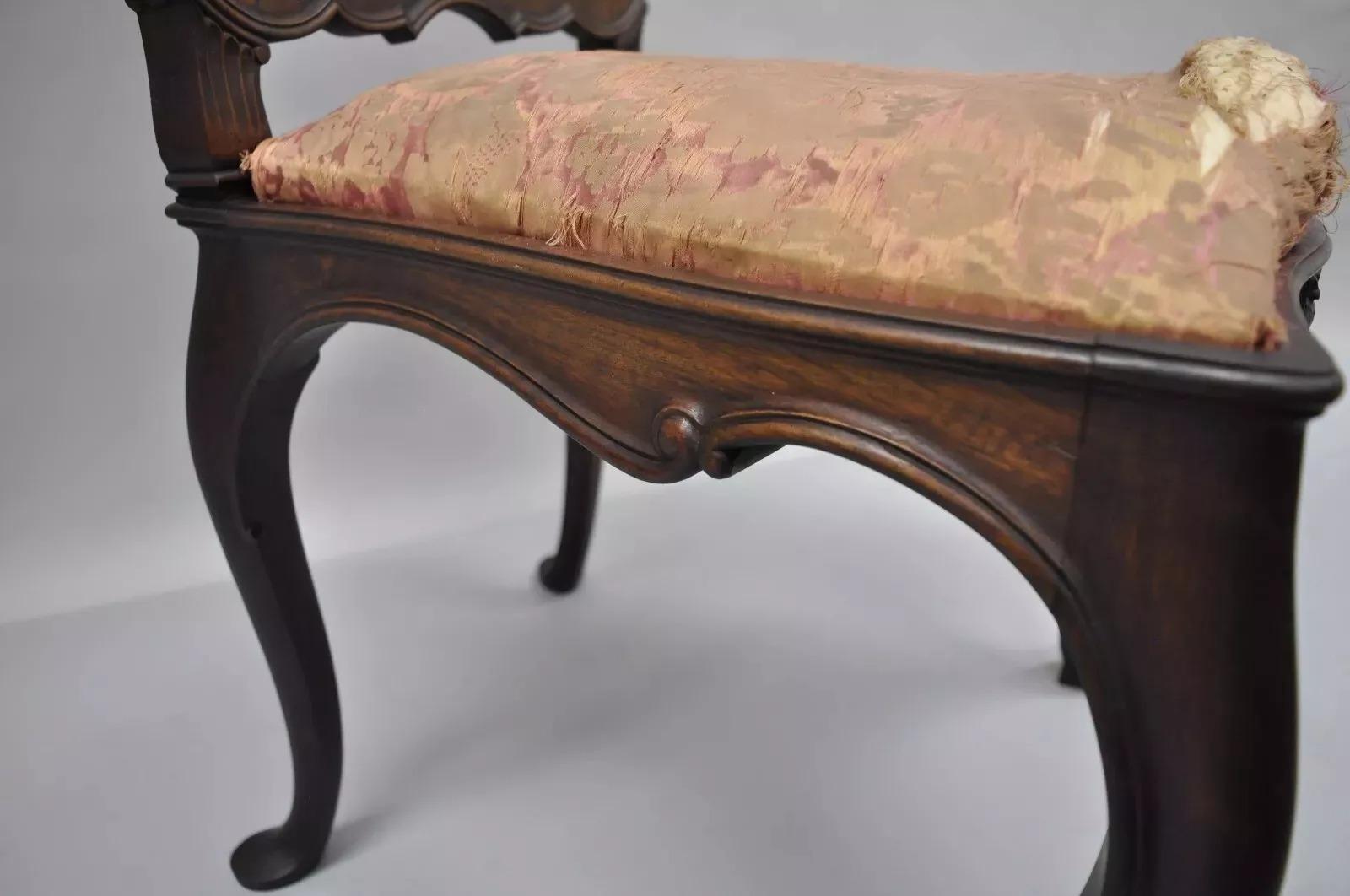 Antique Italian Baroque Carved Walnut Dining Chair French Style w/ Finished Back For Sale 2