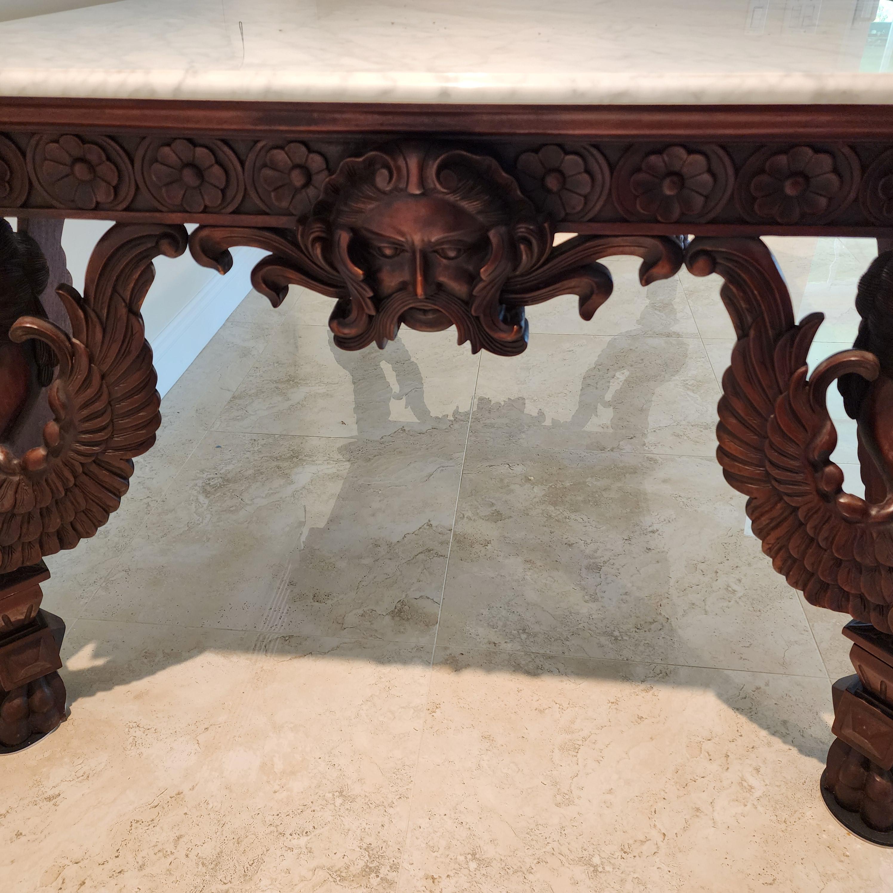 Ancienne table d'entrée de salle à manger baroque italienne en acajou  & Marbre en vente 7