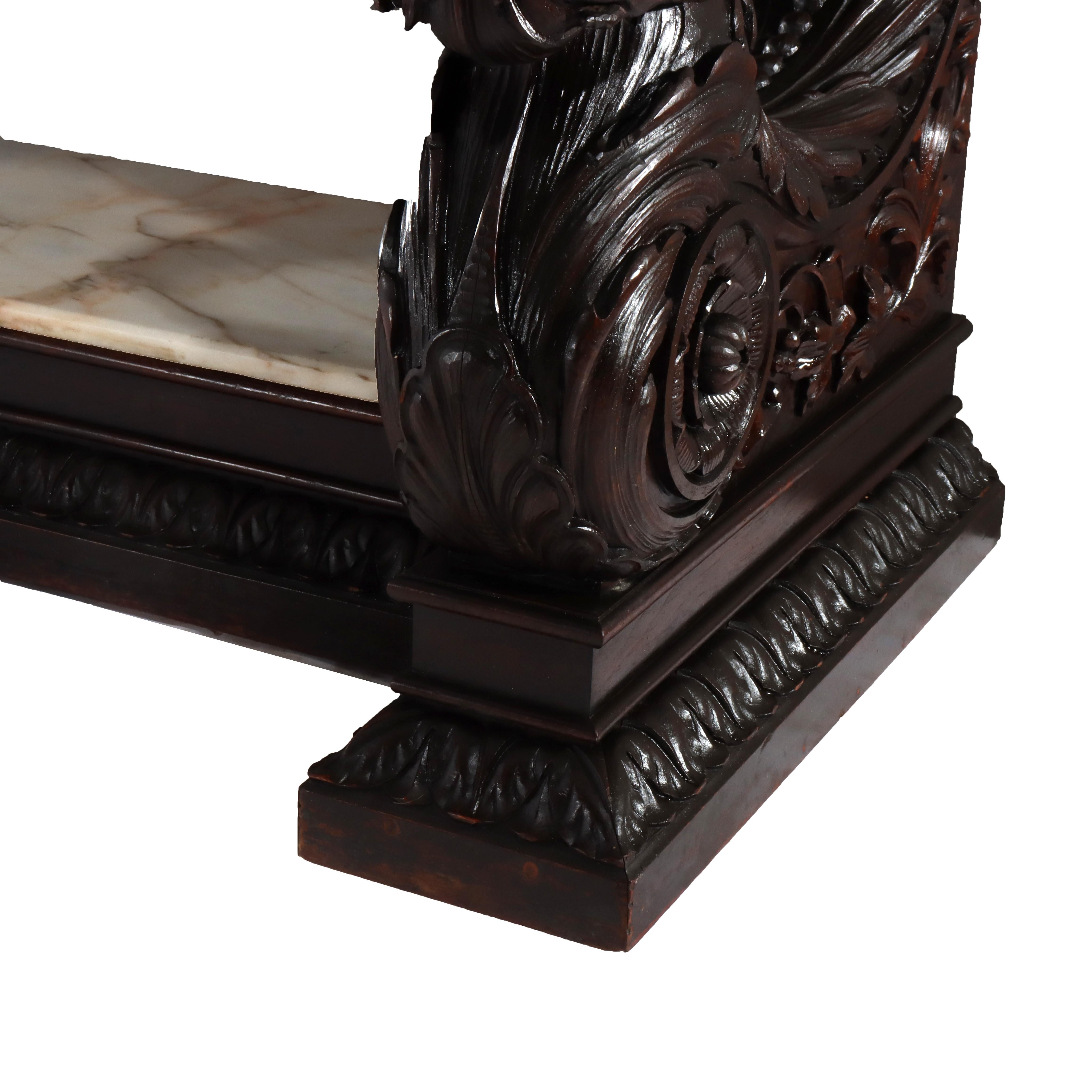 Antigua mesa consola barroca italiana de madera de nogal tallada y tapa de mármol S. XVIII en venta 2