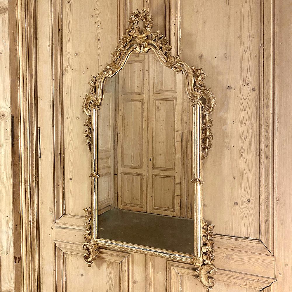 Hand-Crafted Antique Italian Baroque Giltwood Mirror For Sale