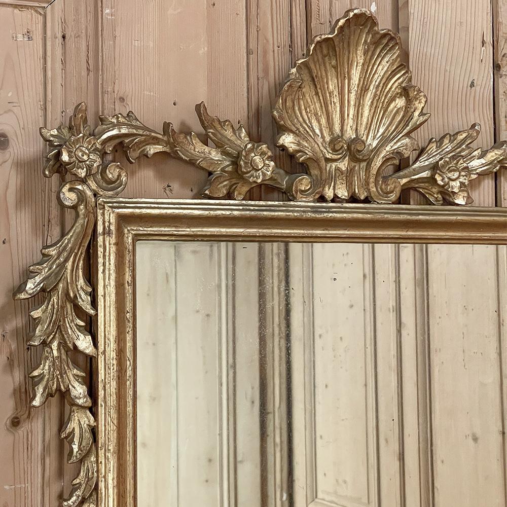 Antique Italian Baroque Giltwood Mirror In Good Condition For Sale In Dallas, TX