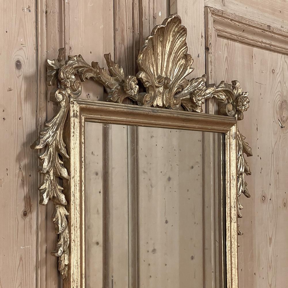 Antique Italian Baroque Giltwood Mirror For Sale 3