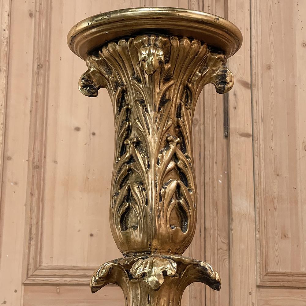 Piédestal baroque italien ancien en bois doré en vente 5