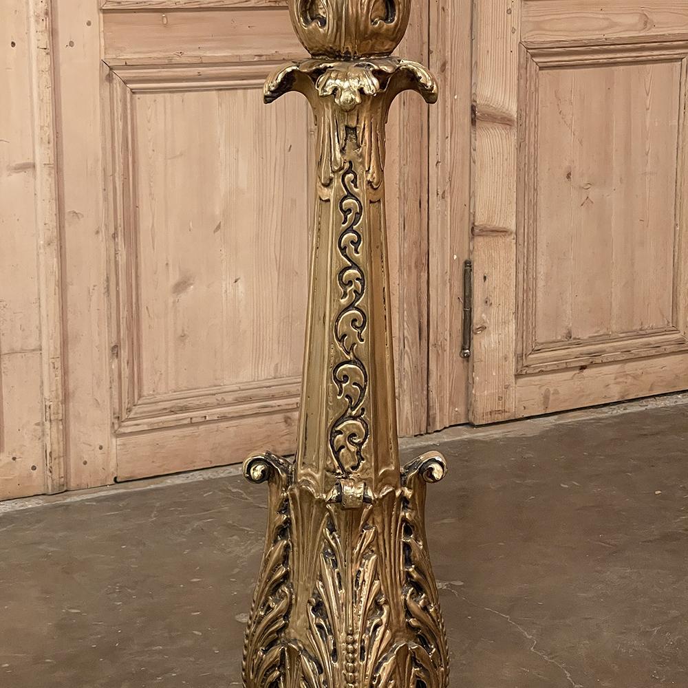 Piédestal baroque italien ancien en bois doré en vente 7