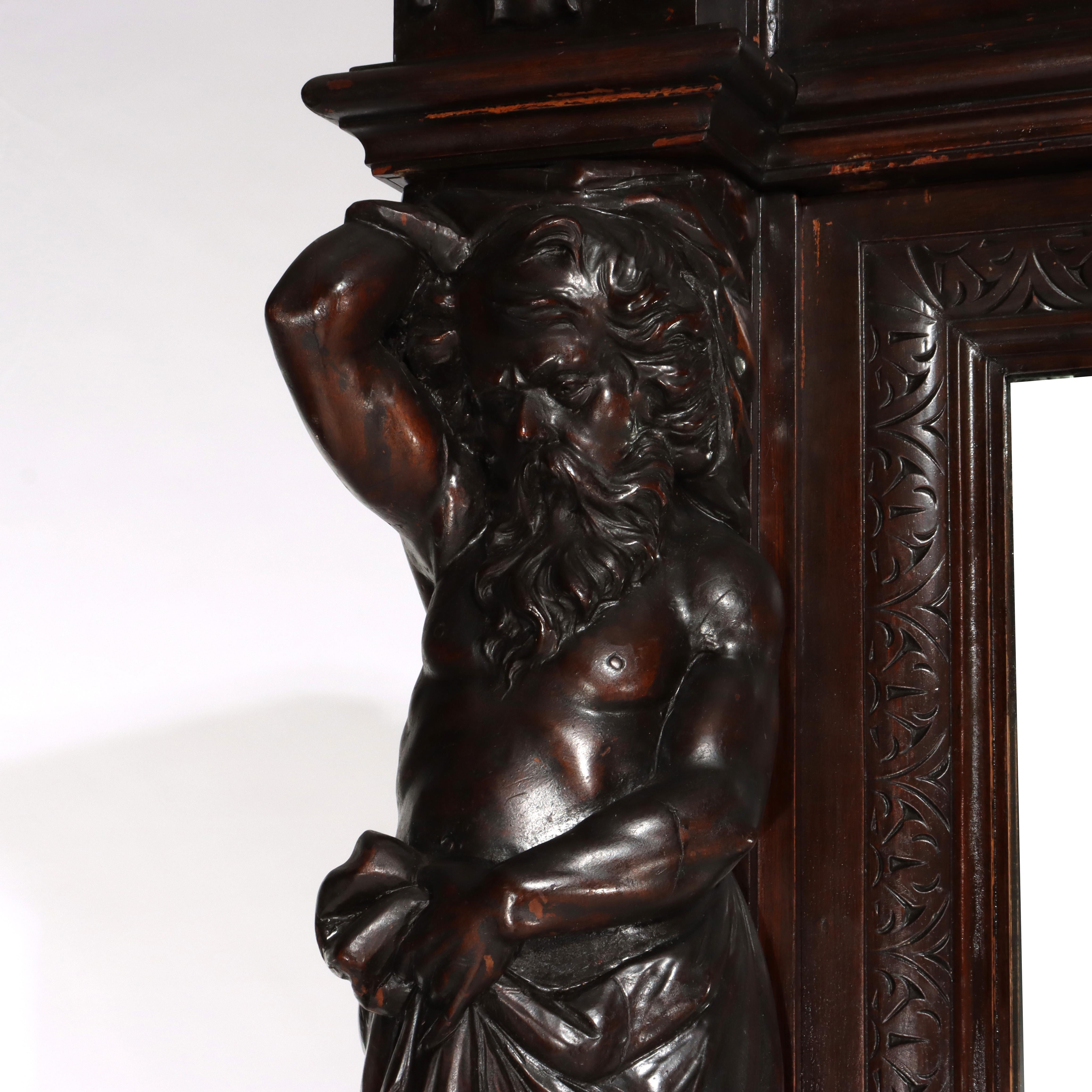 Antiguo Armario Barroco Italiano de Nogal Tallado con Figuras C1890 en Bueno estado para la venta en Big Flats, NY