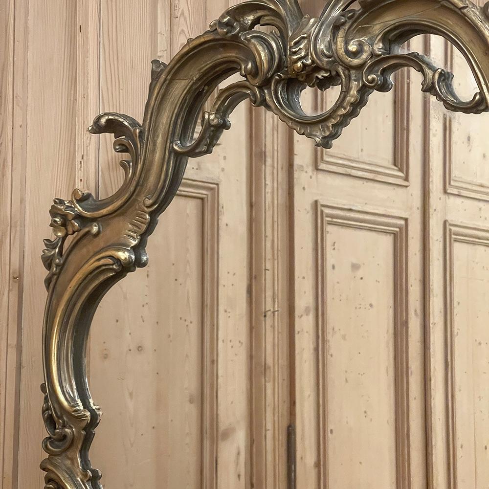 Antique Italian Baroque Patinaed Giltwood Mirror For Sale 8