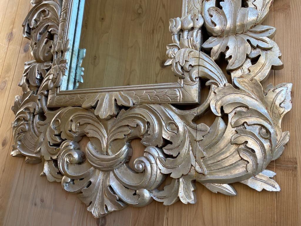 Antique Italian Baroque Style Ornate Carved Wall Mirror  For Sale 1