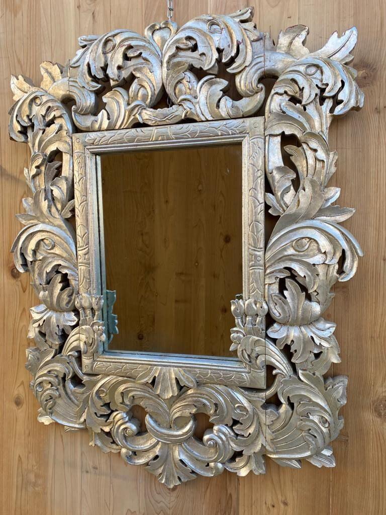 Antique Italian Baroque Style Ornate Carved Wall Mirror  For Sale 3
