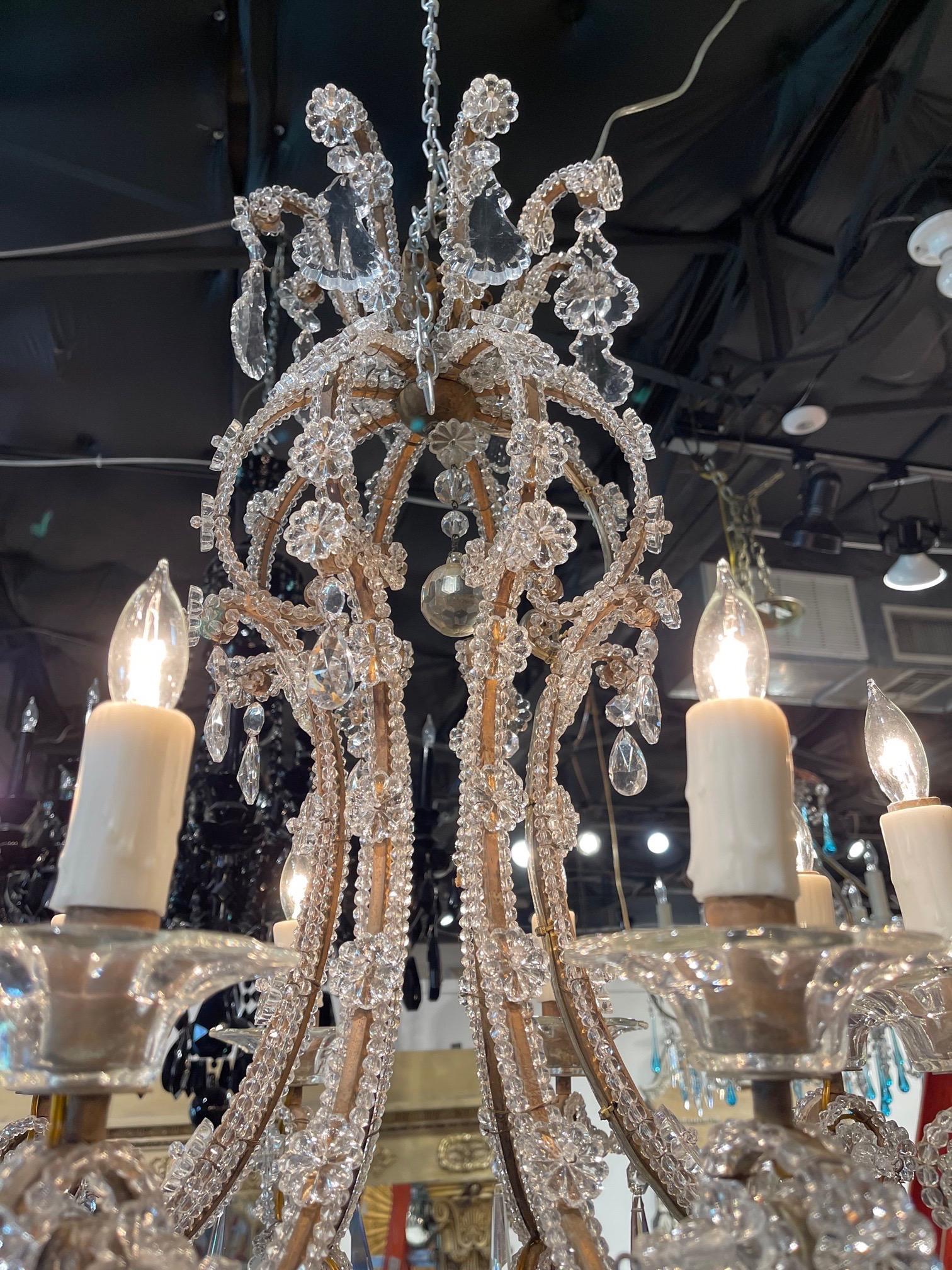 Lustre italien ancien en cristal perlé à 6 lumières Bon état - En vente à Dallas, TX