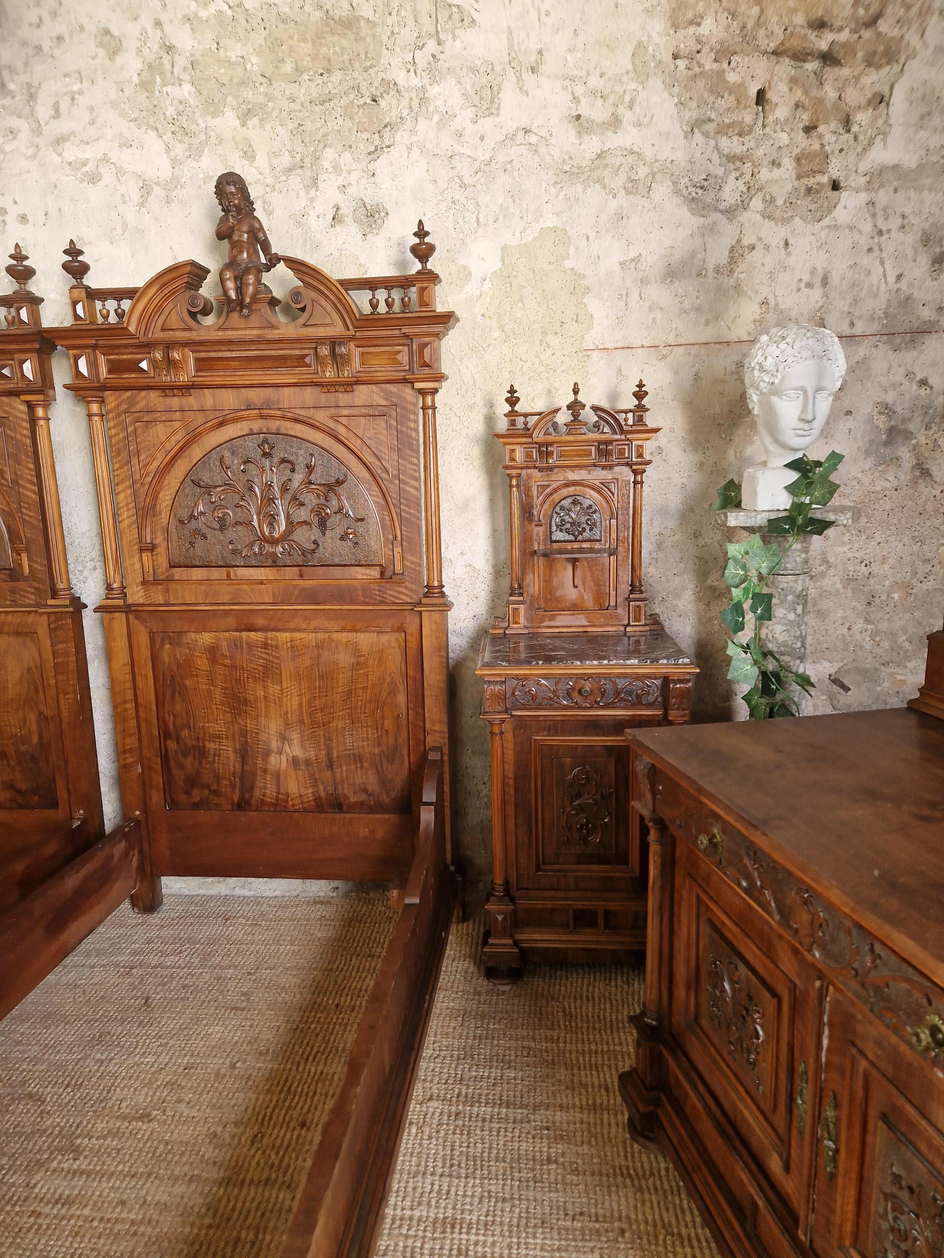  Schlafzimmer-Set Italienische Renaissance des 19. Jahrhunderts  im Angebot 5