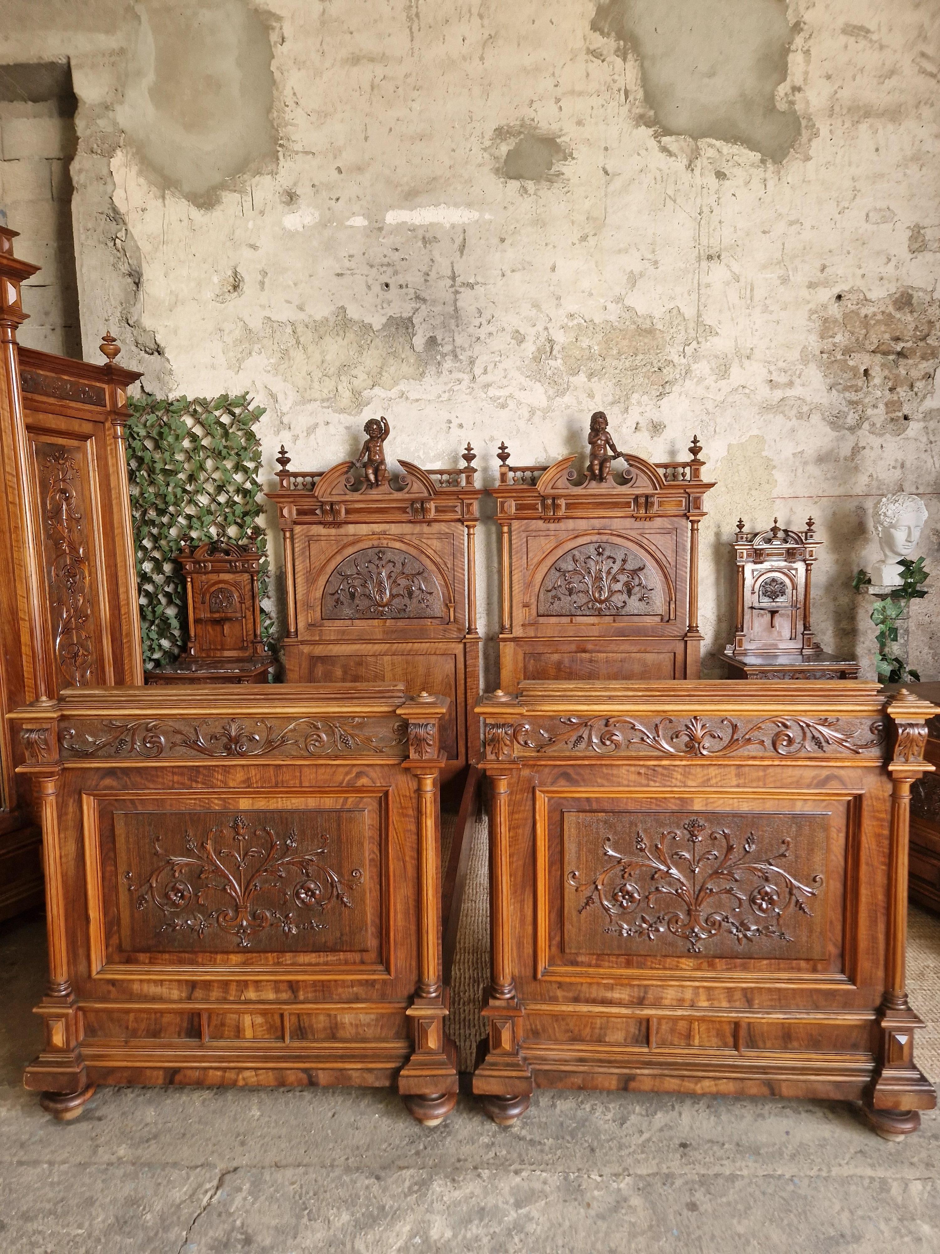 This exquisite 5-piece bedroom set features a magnificent Super king-size bed with an impressive Renaissance-style headboard and footboard, crafted from beautiful walnut wood. The bed has a fabulous carved putti cherubs to the Headboards. The set