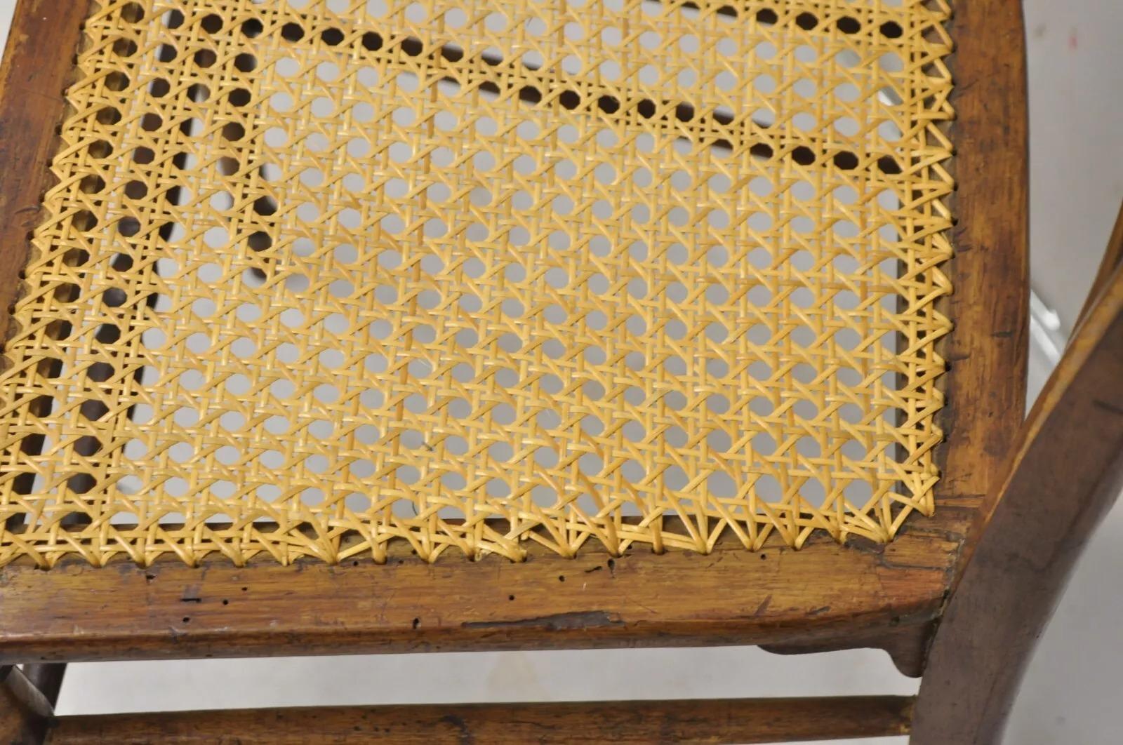 Antique Italian Biedermeier Arts & Crafts Walnut Bowtie Chiavari Side Chair Pair For Sale 4