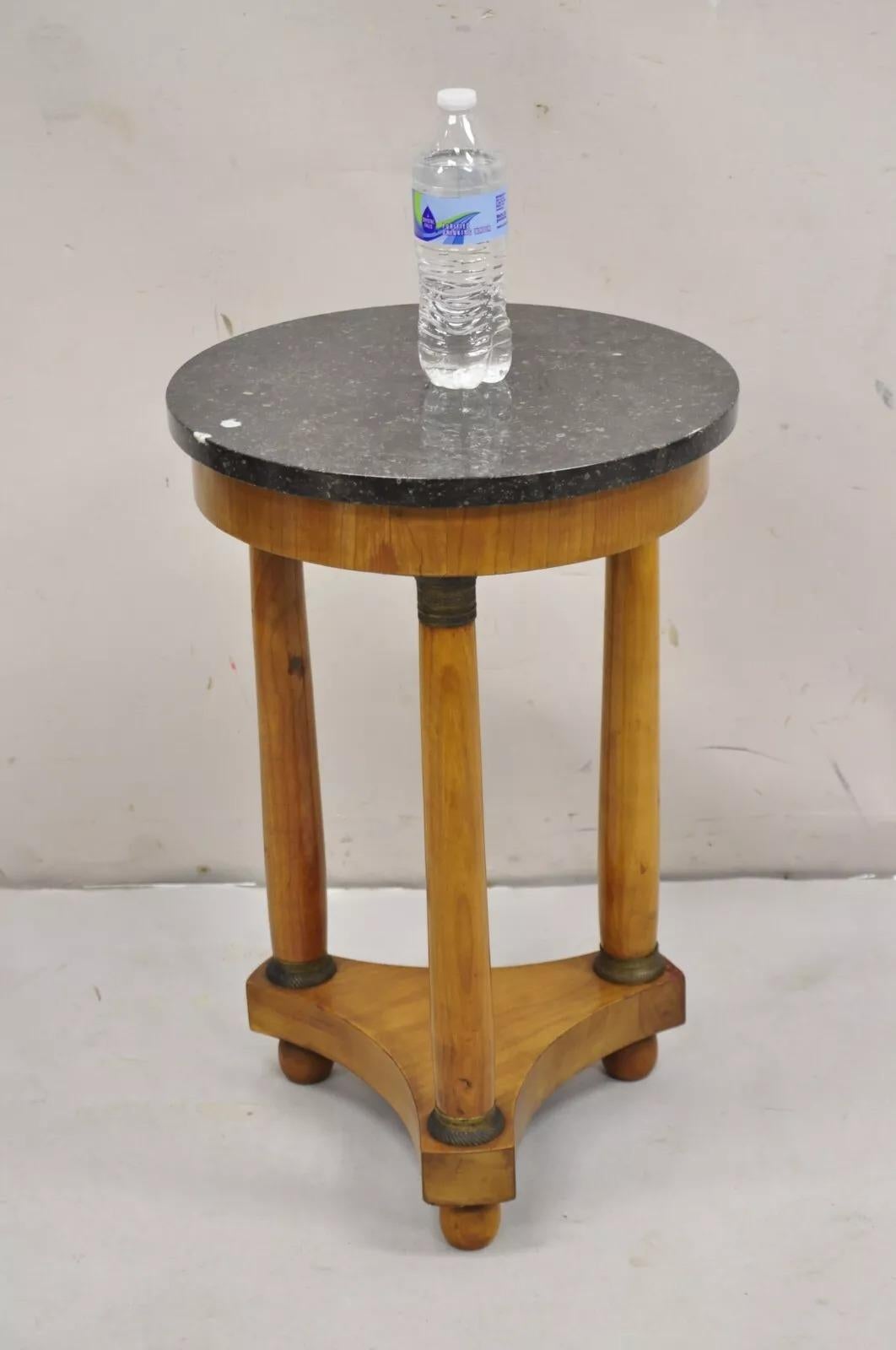 Antiker italienischer Biedermeier-Beistelltisch mit Marmorplatte, Französisches Empire, Französisches Empire im Angebot 5