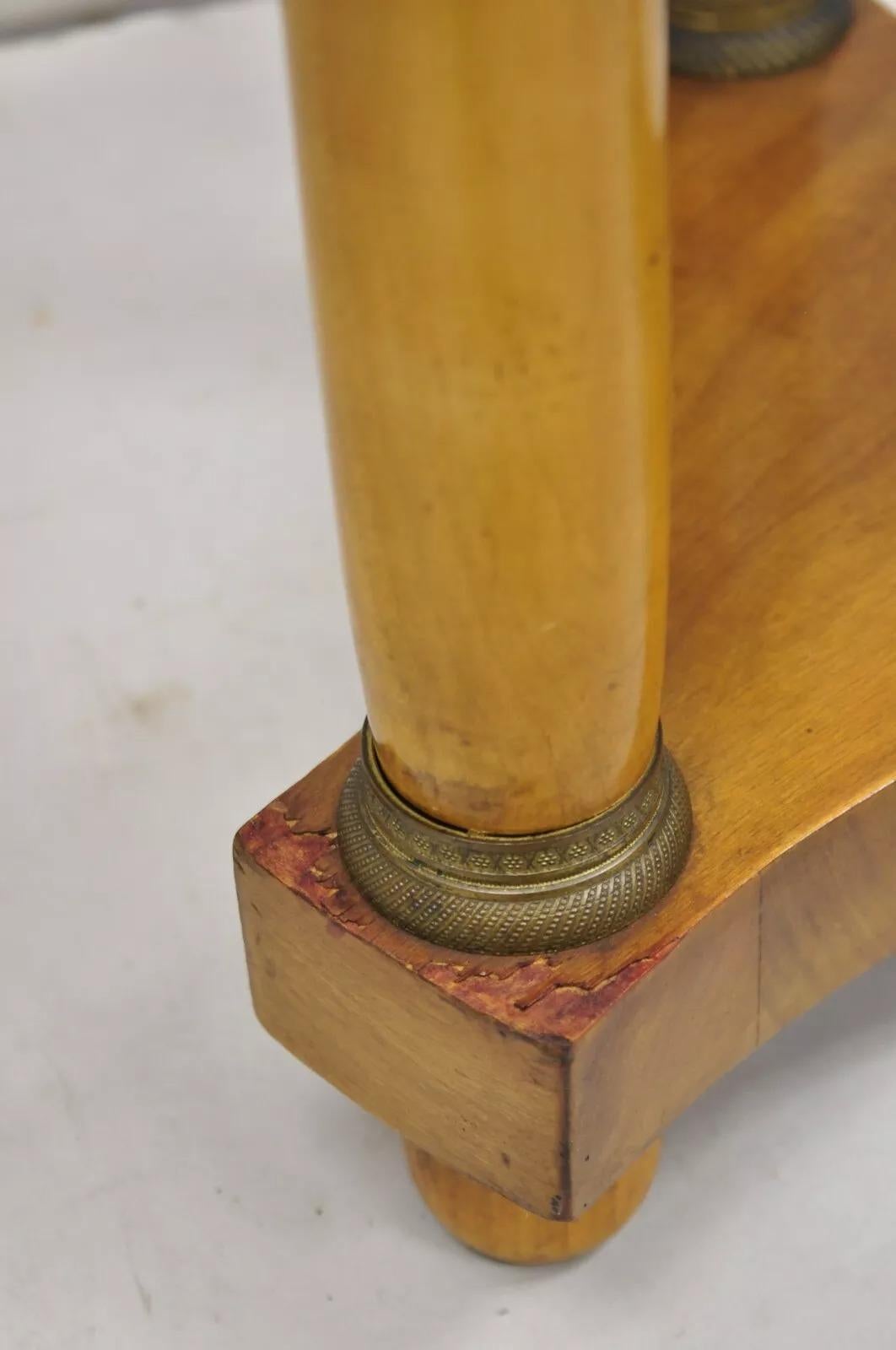 Antiker italienischer Biedermeier-Beistelltisch mit Marmorplatte, Französisches Empire, Französisches Empire im Angebot 3
