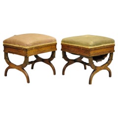 Antiguo taburete italiano Biedermeier Regencia de nogal tallado Curule X-Bench - un par
