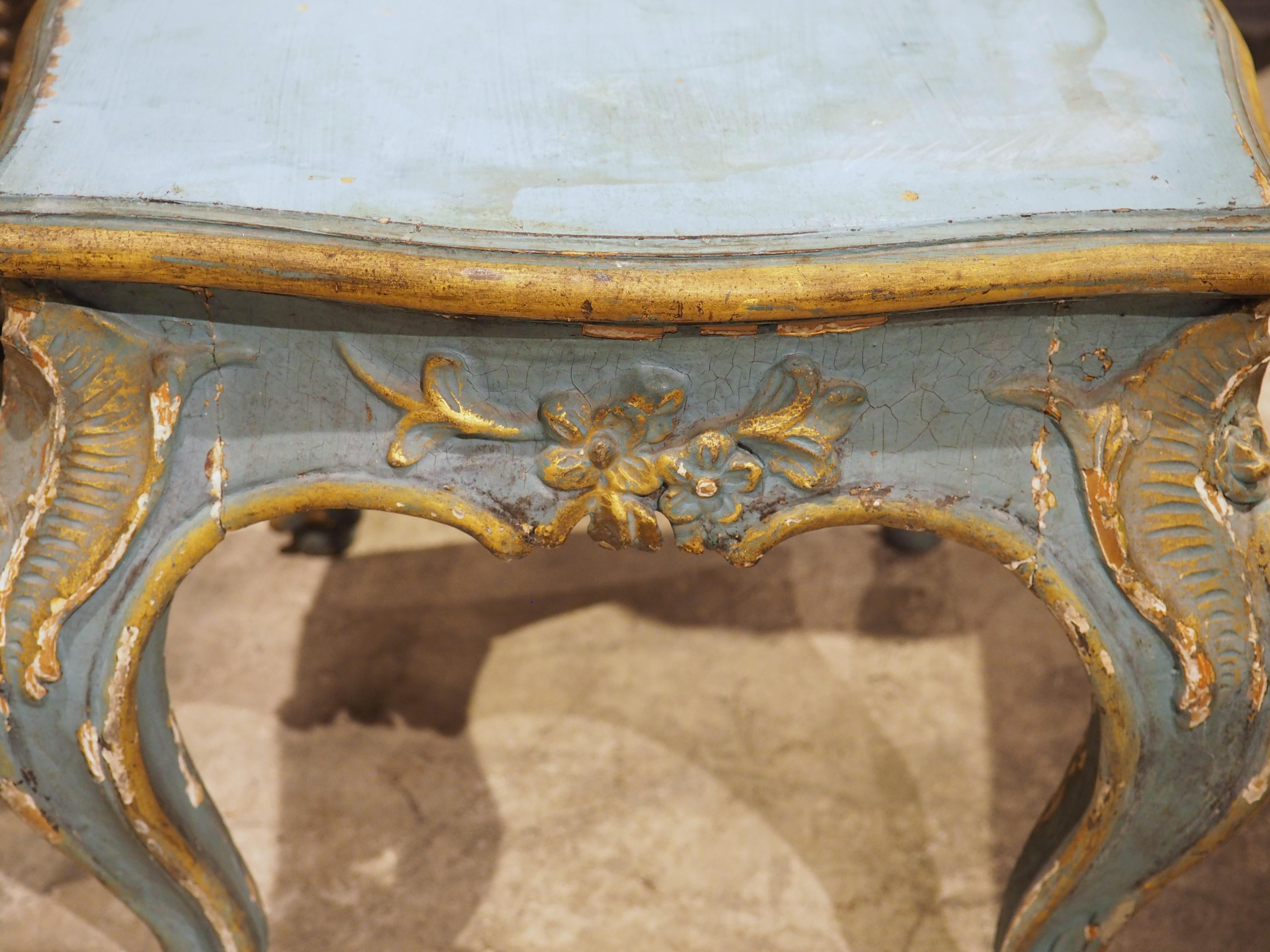 Antiker italienischer Tabouret-Hocker aus Holz, blau bemalt und vergoldet, um 1850 im Angebot 7