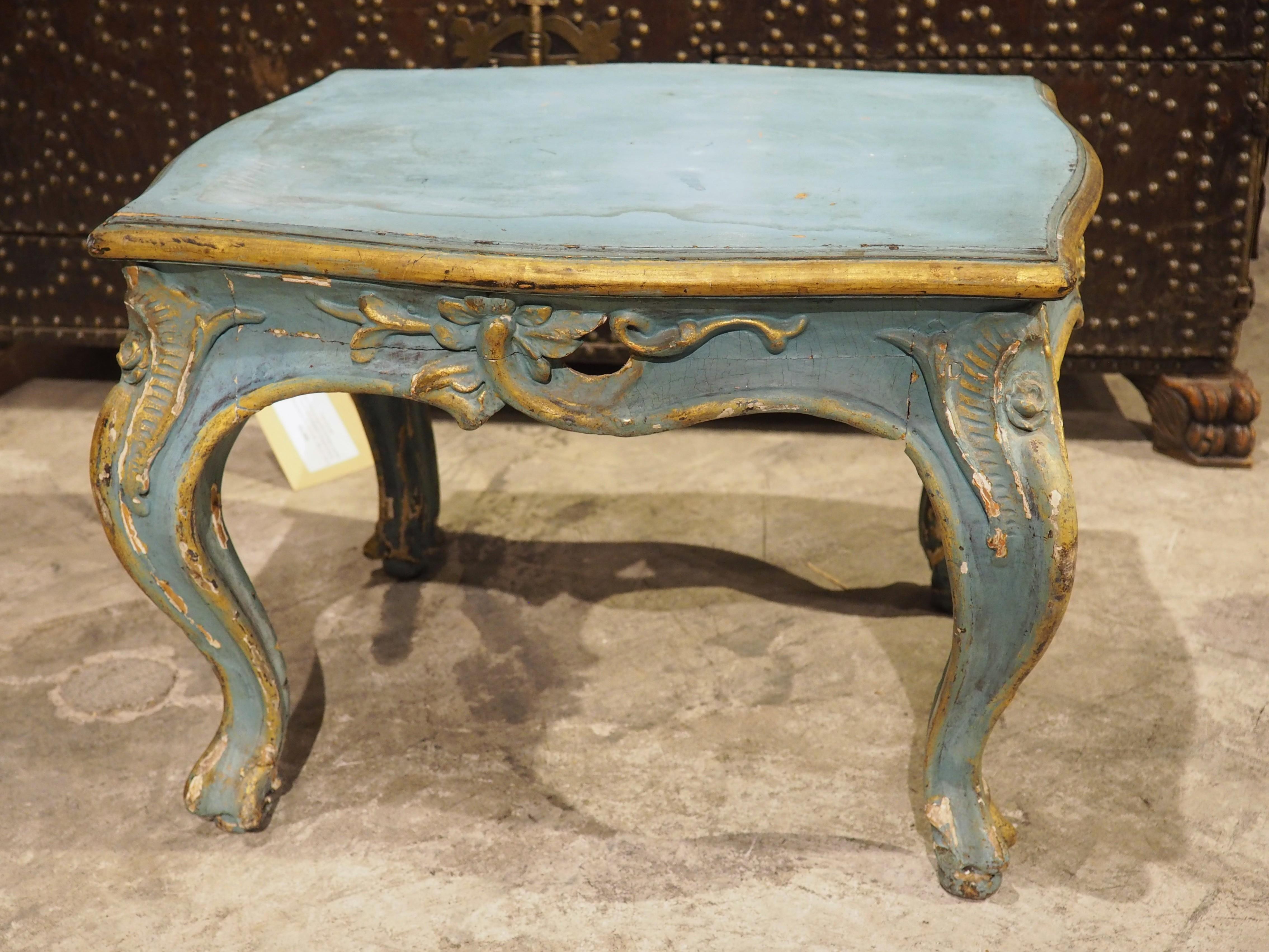 Antiker italienischer Tabouret-Hocker aus Holz, blau bemalt und vergoldet, um 1850 im Angebot 13