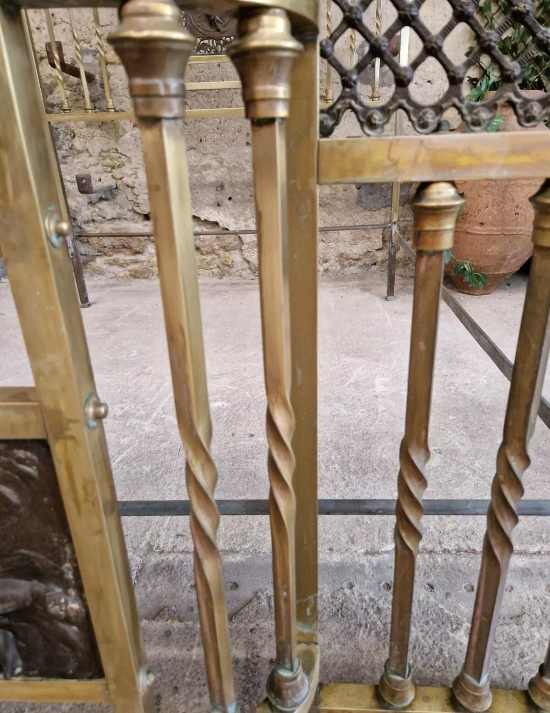 Lit italien ancien en laiton de la période Art nouveau en vente 4