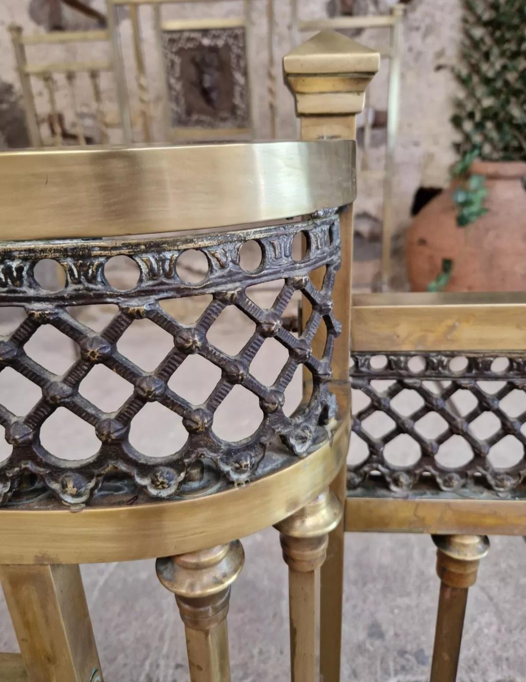 Antique Italian Brass Bed Art Nouveau Period In Good Condition For Sale In Buxton, GB