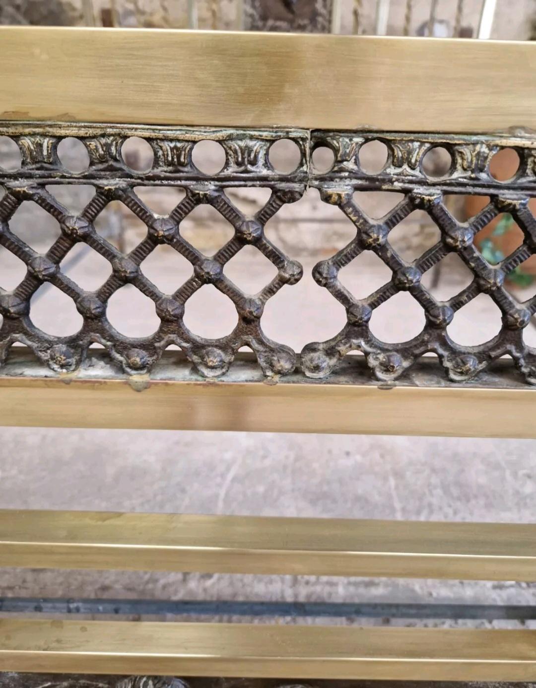Lit italien ancien en laiton de la période Art nouveau en vente 2