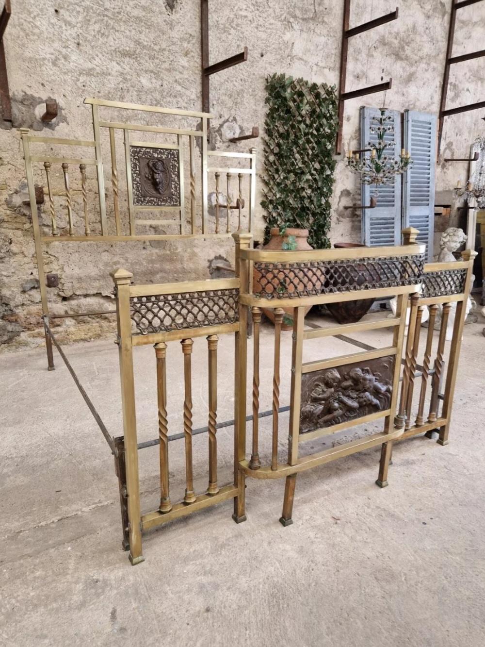 Antique Italian Brass Bed Art Nouveau Period For Sale 4