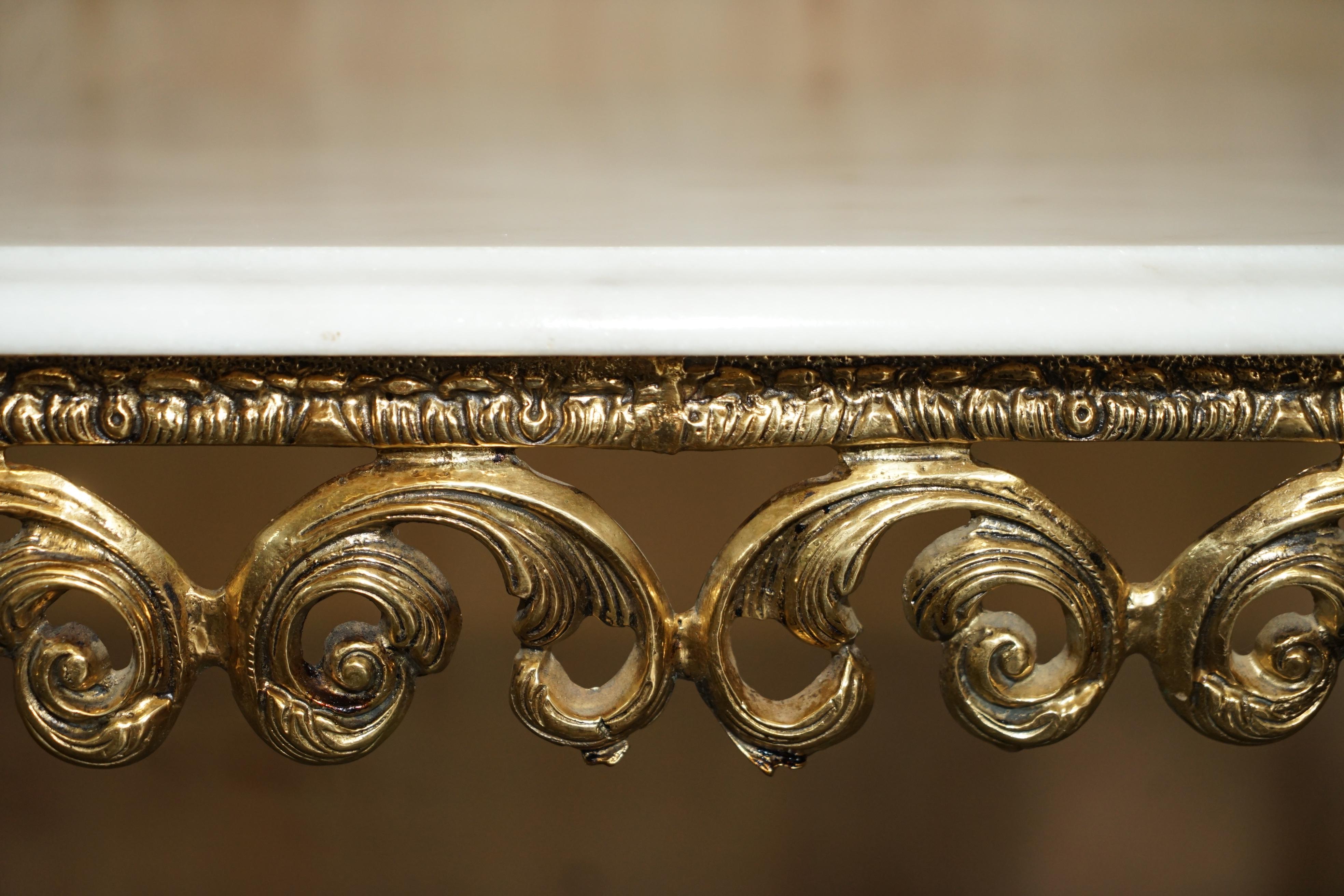 Antique Italian Brass & Carrara Marble Coffee Table circa 1880 Thick Cut Top For Sale 4