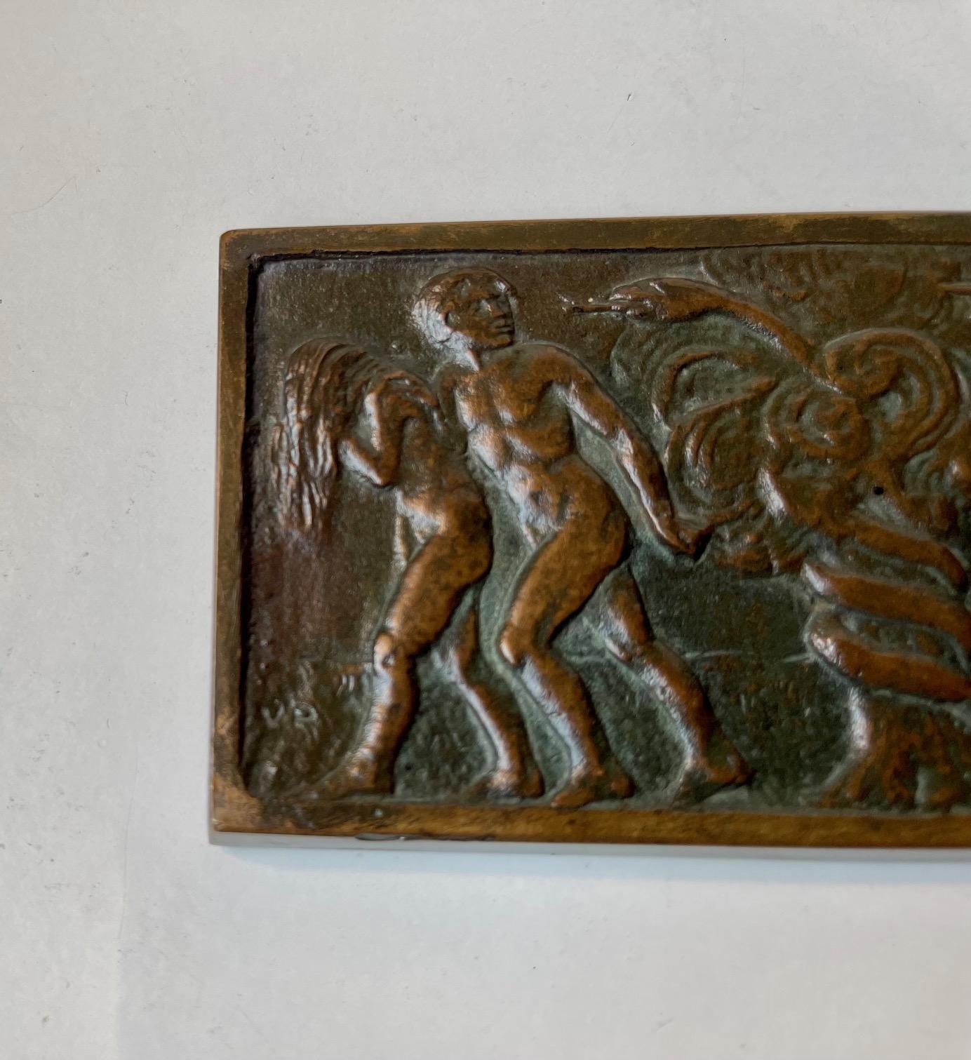 Antique Italian Bronze Wall Plaque of the Expulsion of Adam & Eve In Good Condition For Sale In Esbjerg, DK