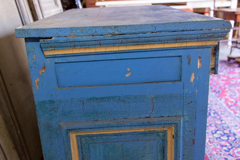 Antique Italian Cabinet in Distressed Blue and Gold Painted Finish  For Sale 5