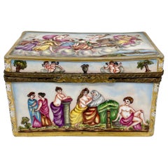 Antique Italian Capo di Monte Porcelain Jewel Box, Circa 1890's.