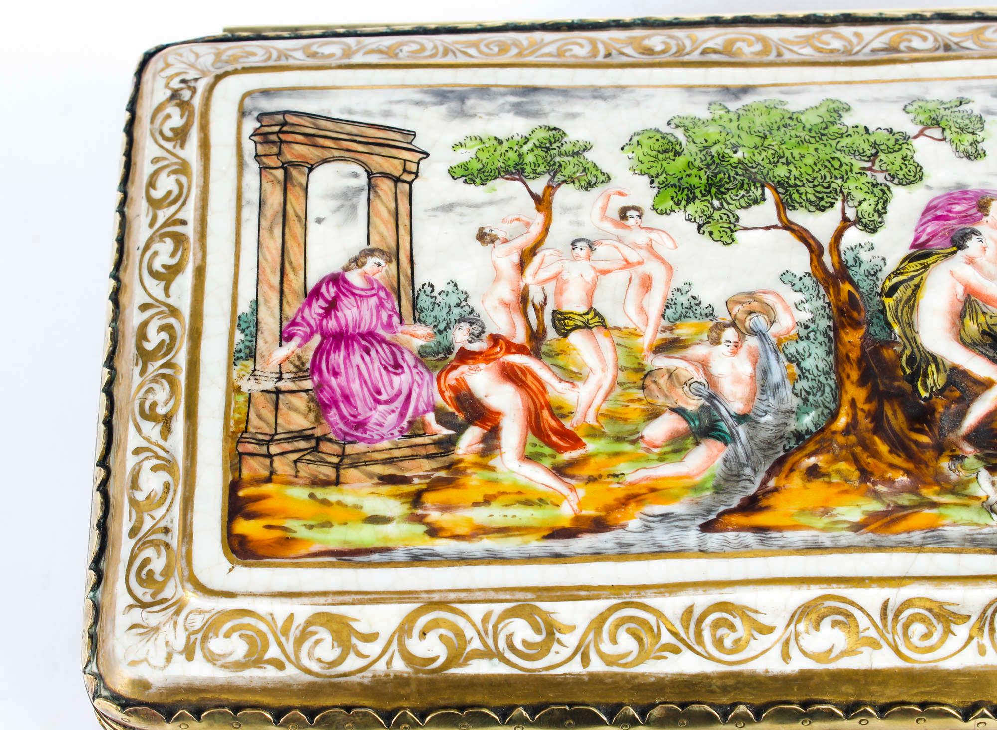 Late 19th Century Antique Italian Capodimonte Large Porcelain Table Casket, 19th Century