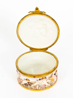 Antique Italian Capodimonte Porcelain Table Casket, 19th Century