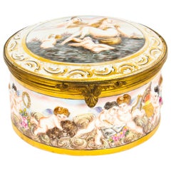 Antike italienische Capodimonte-Porzellan-Tischschachtel, 19. Jahrhundert