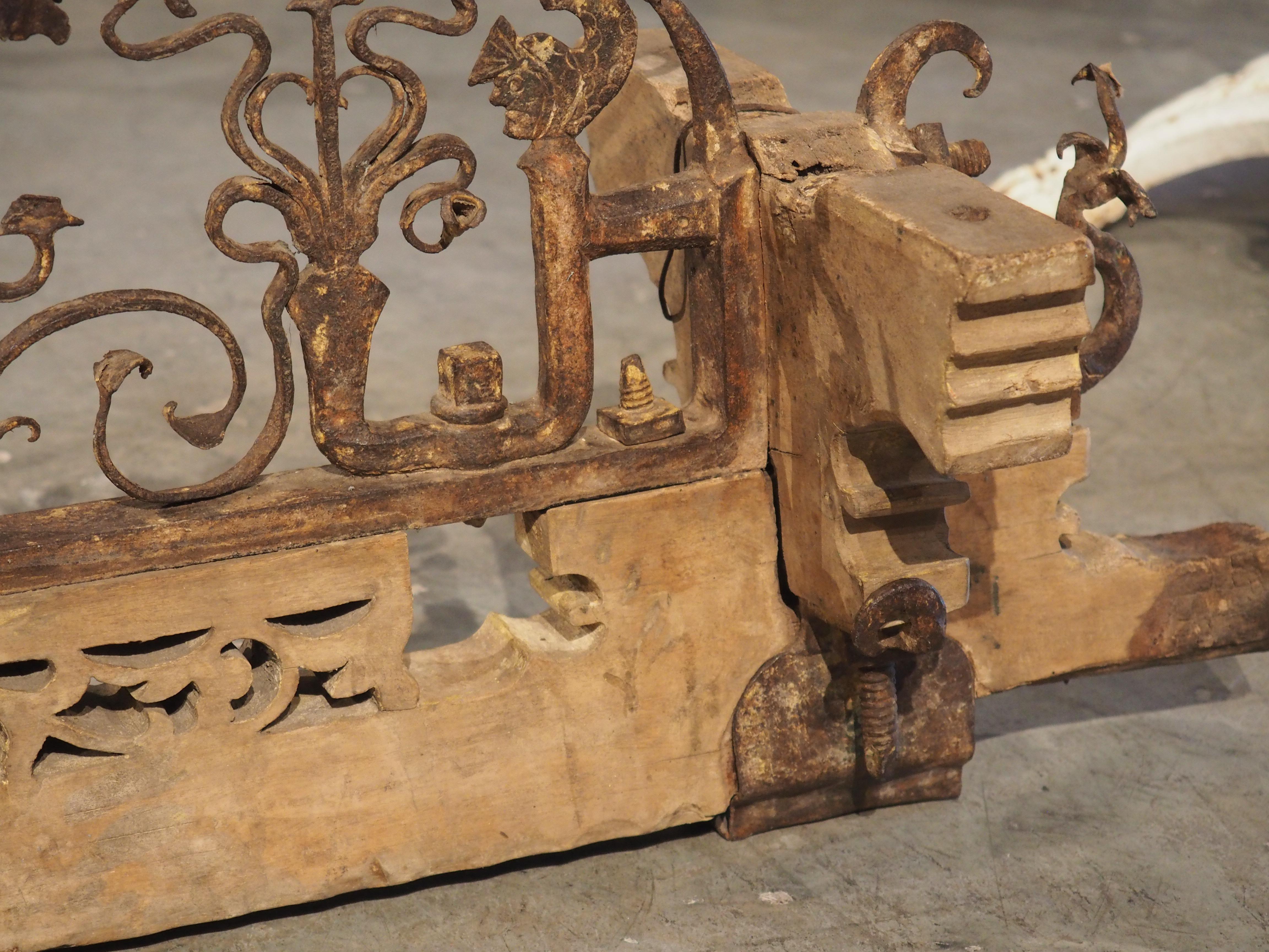 Antique Italian Carriage Axle, Sicily, circa 1820 2