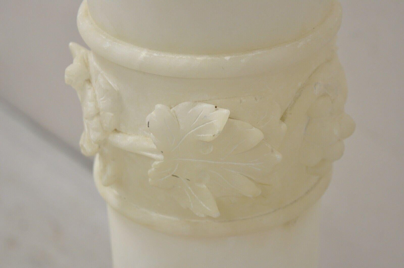 Antique Italian Carved Alabaster Maple Leaf Classical Pedestal Column Stand For Sale 3