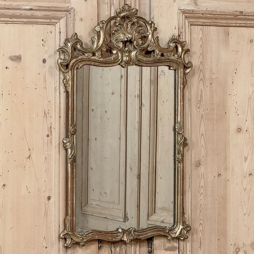 Antike italienische geschnitzt Giltwood Rokoko-Stil Spiegel (Barock) im Angebot