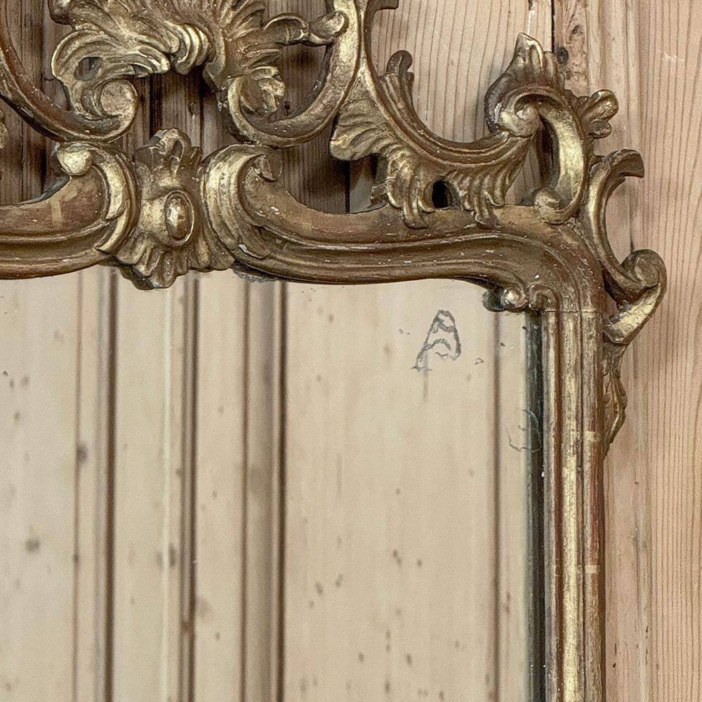 Antike italienische geschnitzt Giltwood Rokoko-Stil Spiegel im Zustand „Gut“ im Angebot in Dallas, TX