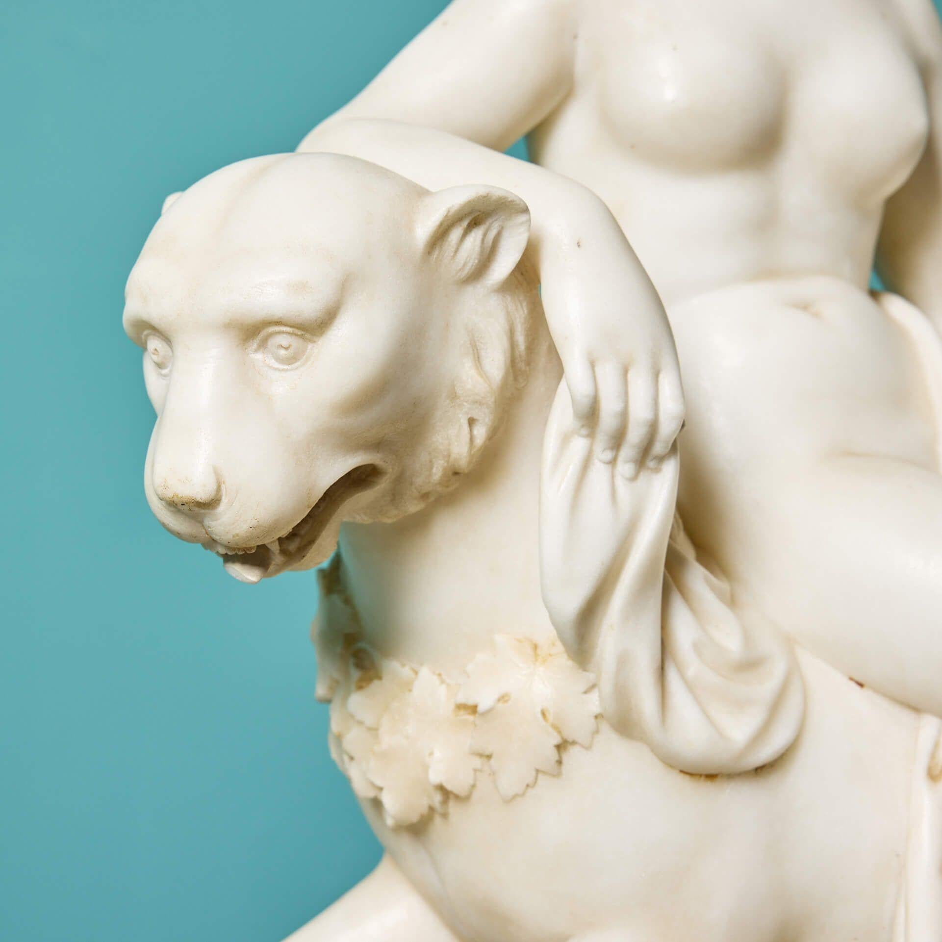Antique Italian Carved Marble Sculpture of Ariadne and the Panther In Good Condition For Sale In Wormelow, Herefordshire