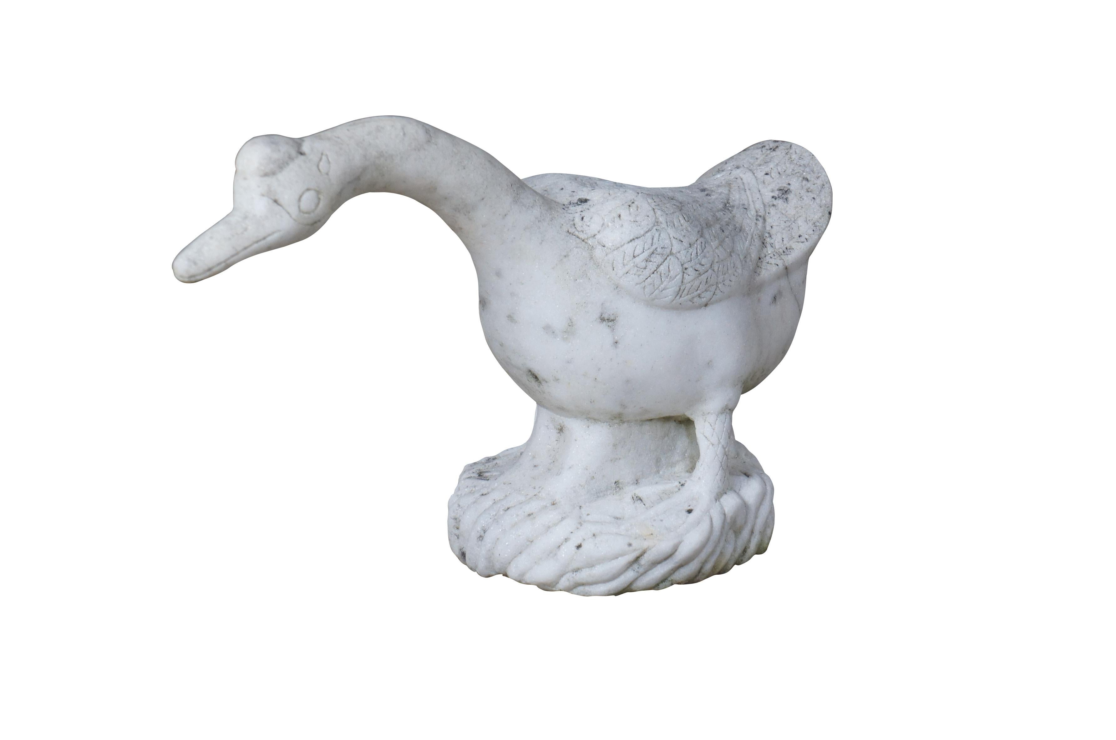 Heavy antique carved marble goose garden sculpture.  Made in Italy circa 1930s.

Dimensions:
23
